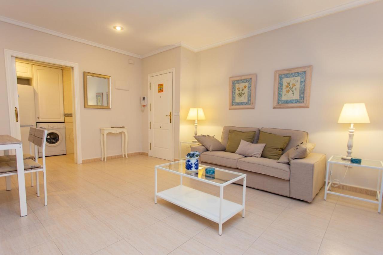 Front * Denia